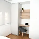 Zeus Executive דירה